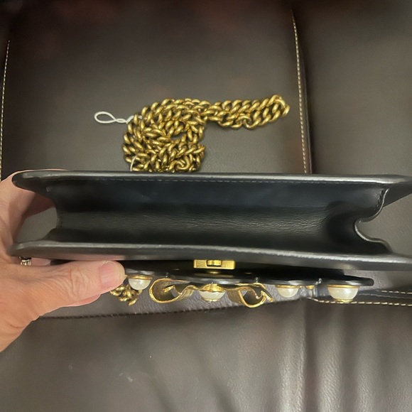 Gucci Pearly Peony Handbag - Picture 10 of 11